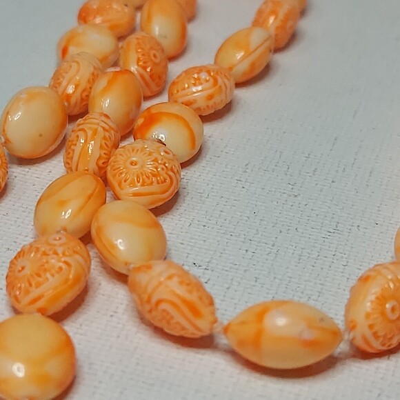 Necklace 'Orange Ice' color flapper look beads 54" - Picture 4 of 6
